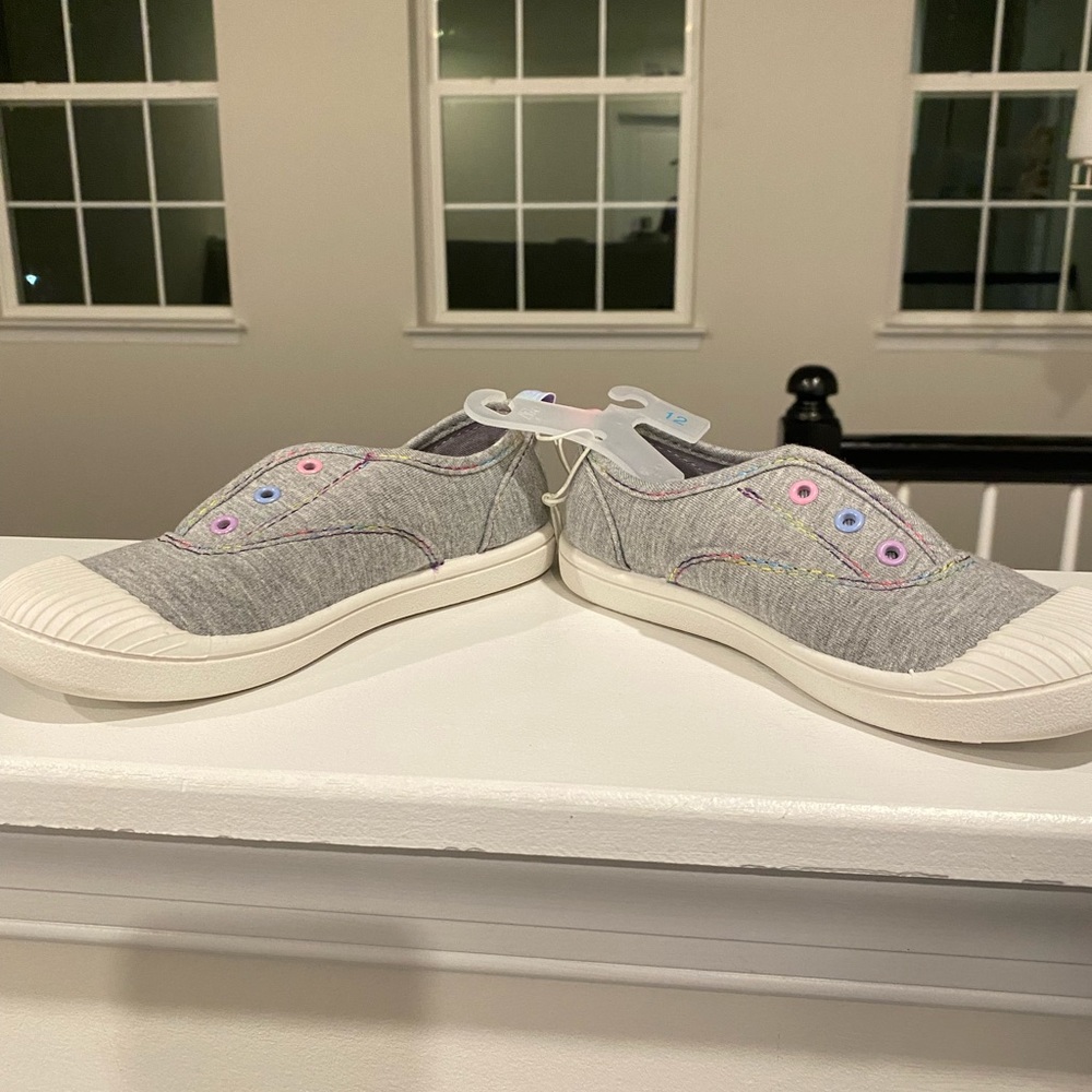 Brand new girls sneakers